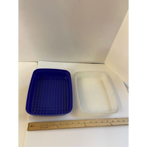 Tupperware mini marination square container blue 9x7". - Picture 3 of 3